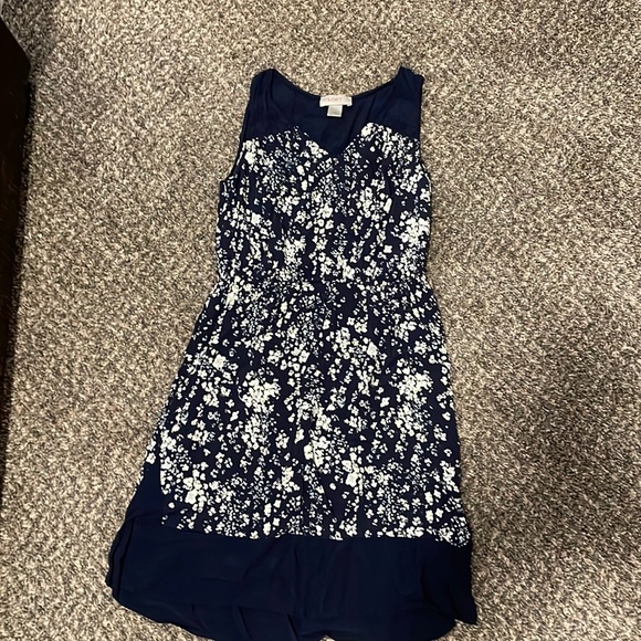 Dress - Picture 1 of 2